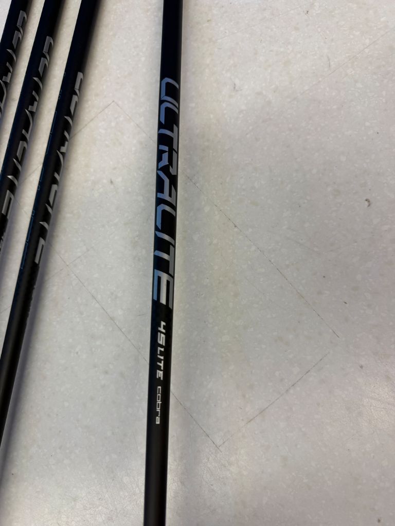 Cobra T-rail HALVSET! Järn 6, 7, 8, PW LITE-skaft RH - Demoklubba
