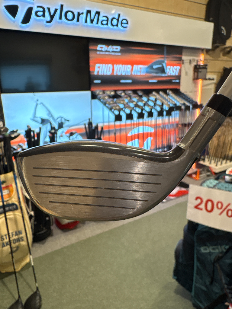 Stealth fairway 5 dam - Demoklubba