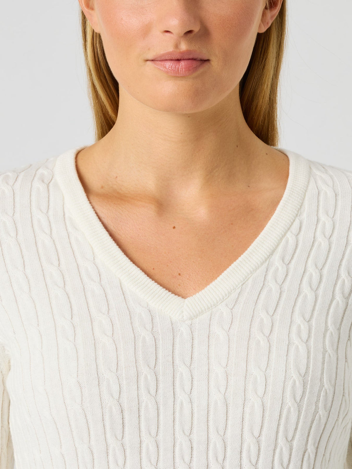 Daily Sports Madelene pullover dam i white, produktbild