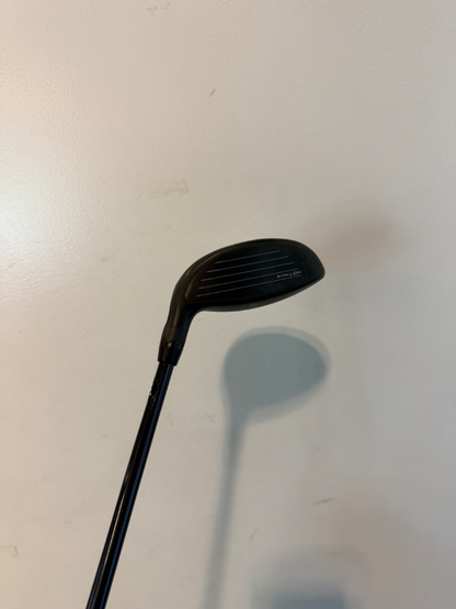 Cobra Darkspeed MAX FW5 18,5* RH  - Demoklubba