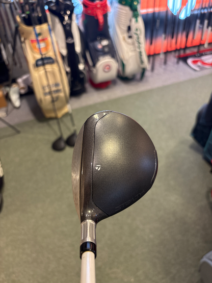 Stealth fairway 5 dam - Demoklubba