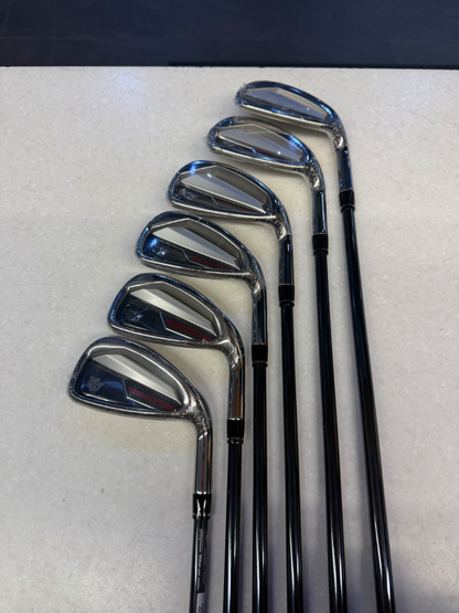 Wilson DYNAPWR järnset 5-Pw 65g A-flex Rh - Demoklubba