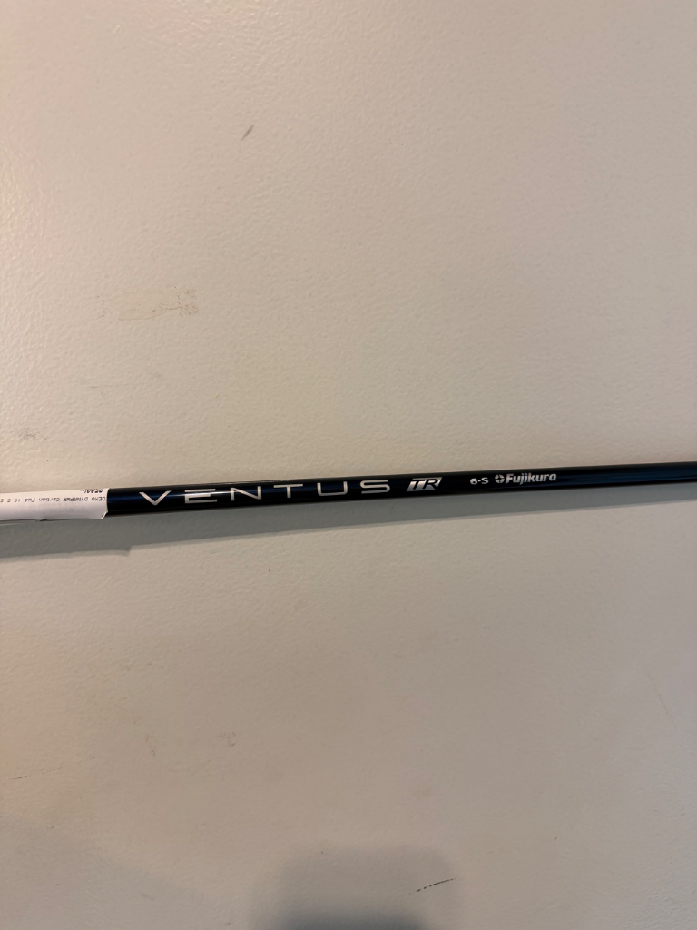 Wilson DYNAPWR Carbon FW4 16.5* Stiff Rh - Demoklubba