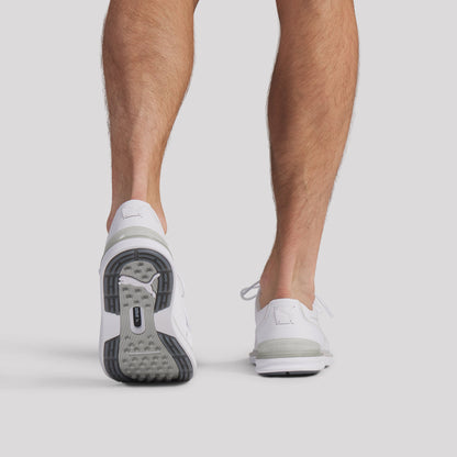 Puma Avant 2.0 golfsko herr White/Ash Gray/Slate Sky, buren på fot i närbild